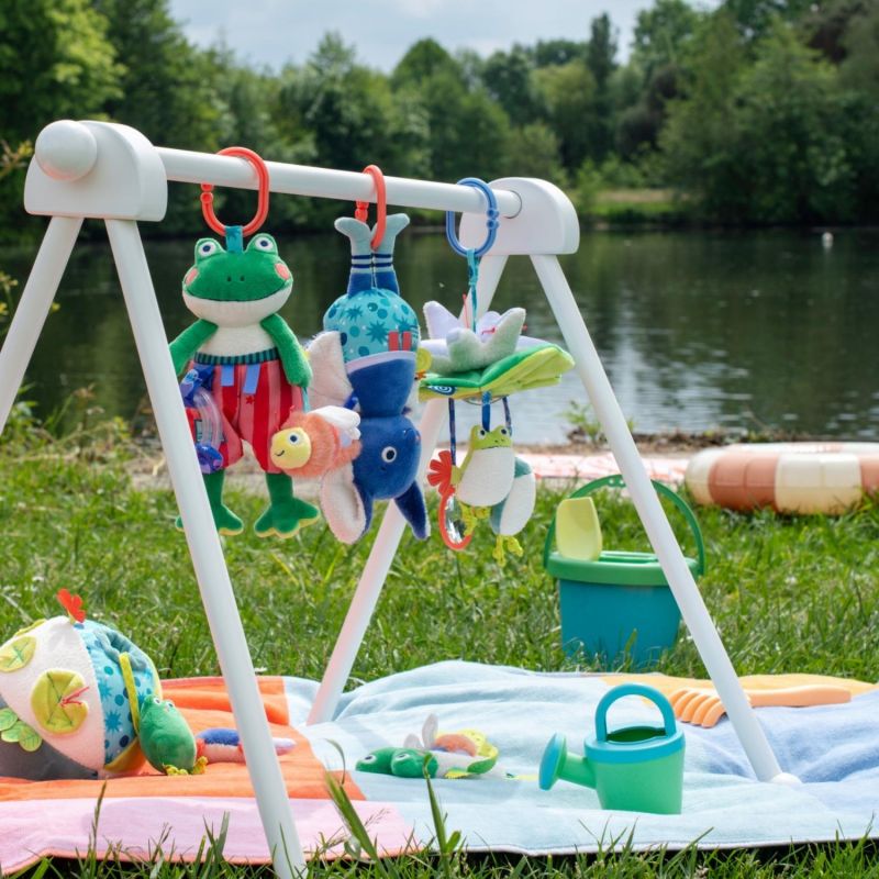 Suspension d'activités nénuphars La mare aux grenouilles