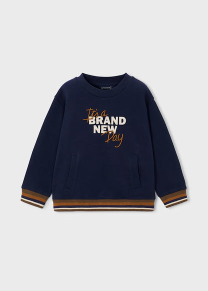 Pull over brodé encre